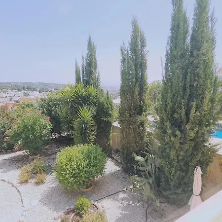 Sea View Apartment *